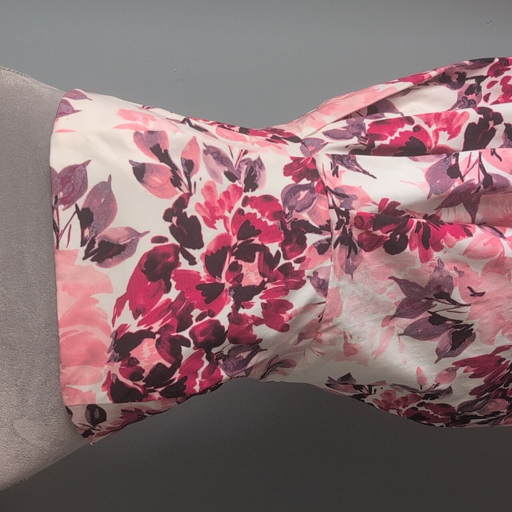 WHBM Floral Dress 8 - Picture 3 of 14